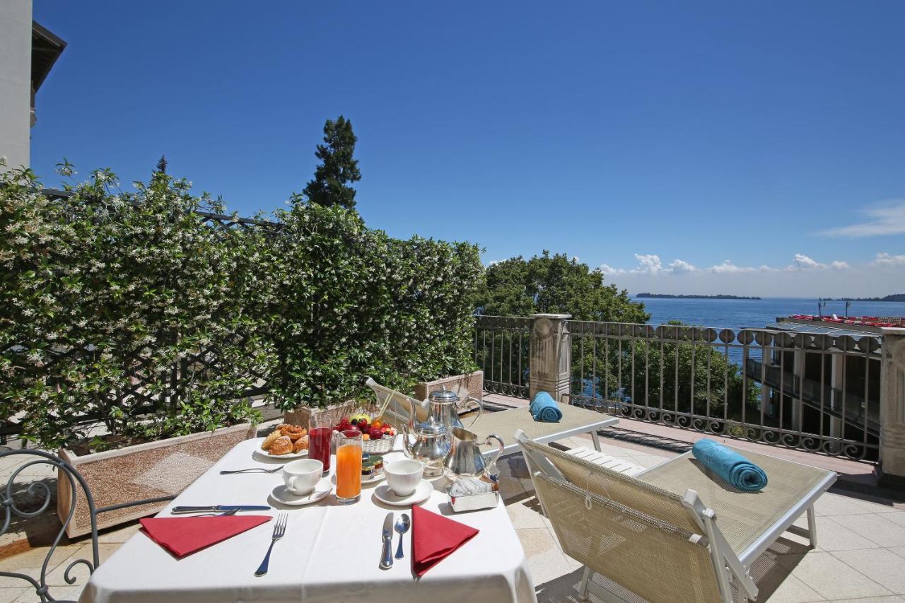 Hotel Savoy Palace Gardone Riviera Exterior foto