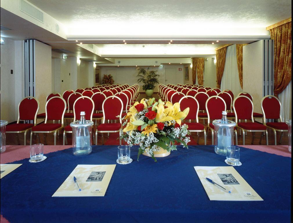 Hotel Savoy Palace Gardone Riviera Exterior foto